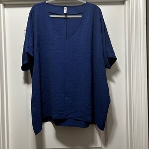 Zenana 3x blouse. V neck. Still in packaging.